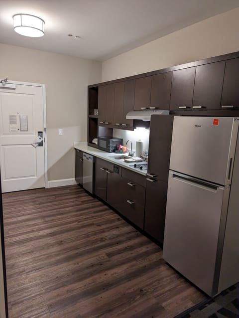 Studio, 2 Queen Beds, Non Smoking (Mobility Accessible, Roll-In Shower) | Private kitchen | Fridge, microwave, stovetop, dishwasher