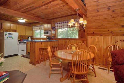 Studio (2 Bedrooms) | Property amenity