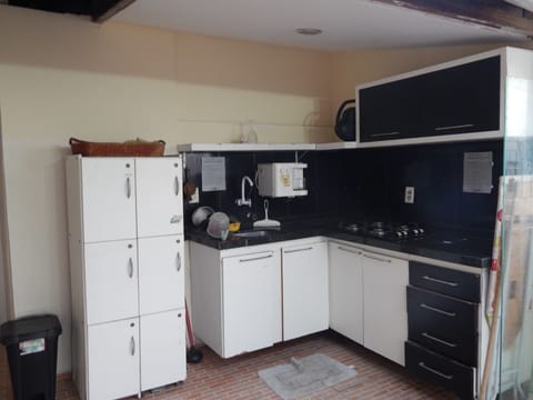 Basic Double Room | Shared kitchen | Fridge, microwave, toaster, blender