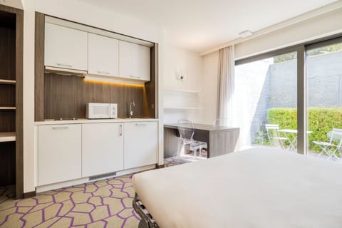 In-room safe, desk, blackout drapes, free WiFi