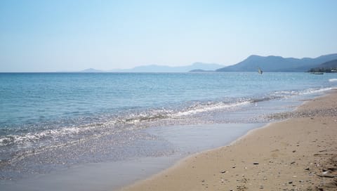 Beach nearby, sun loungers, beach umbrellas, beach towels