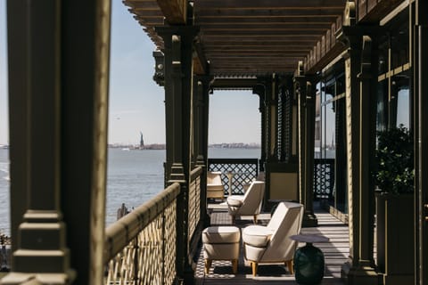 Presidential Suite, Terrace (Bartholdi) | Terrace/patio