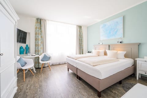 Double Room | Individually decorated, desk, laptop workspace, blackout drapes