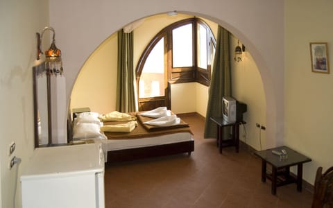 Standard Double Room (For Egyptians and Residents Only) | In-room safe