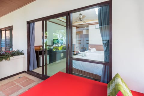 Deluxe Double or Twin Room, 1 Bedroom | 1 bedroom, minibar, in-room safe, desk