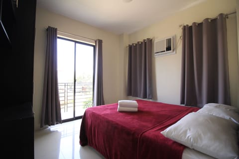 Superior Apartment, 1 Bedroom | In-room safe, desk, free WiFi, bed sheets