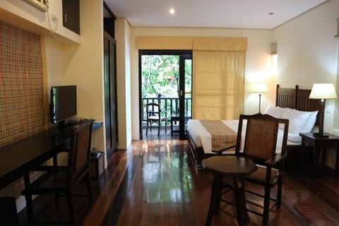 Super Deluxe Garden | Minibar, in-room safe, iron/ironing board, free WiFi