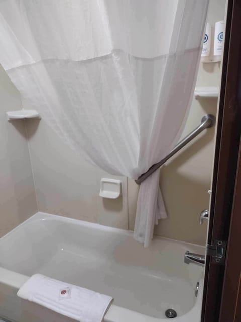 Free toiletries, hair dryer, towels, soap