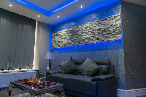 Executive Suite, Ensuite (Ground Floor Flat) | Lounge