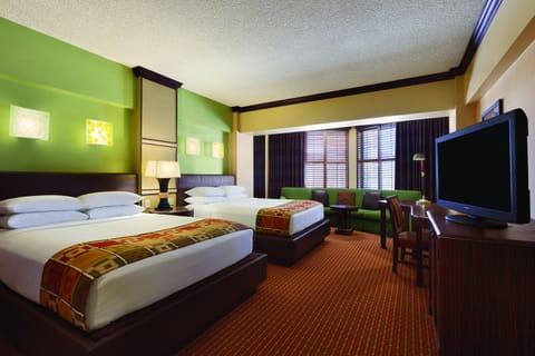 Executive Room, 2 Queen Beds, Non Smoking | In-room safe, desk, blackout drapes, iron/ironing board