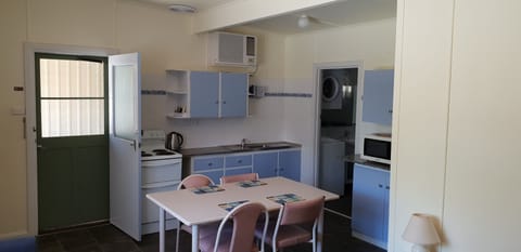 Family Apartment | Private kitchen | Full-size fridge, microwave, oven, stovetop