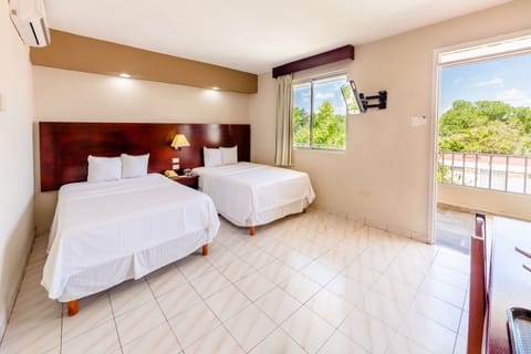 Standard Room | Pillowtop beds, in-room safe, iron/ironing board, free WiFi