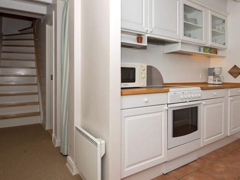 Apartment | Private kitchen | Highchair