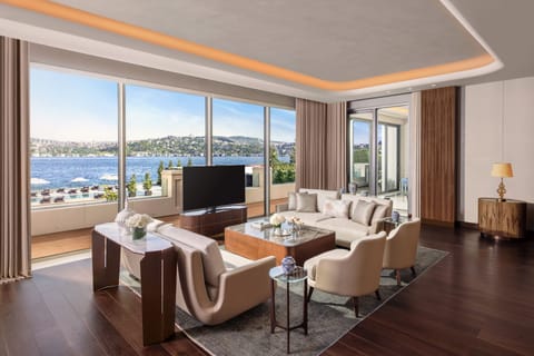 Suite (Naile Sultan Bosphorus) | Living area | 55-inch TV with satellite channels