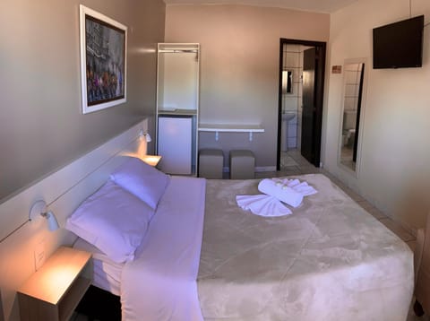 Standard Double Room | Minibar, free WiFi