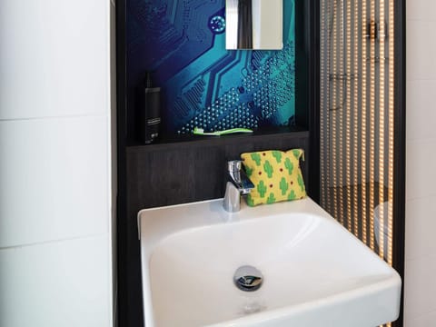 Family Room, 1 Double Bed with Sofa bed | In-room safe, blackout drapes, free WiFi