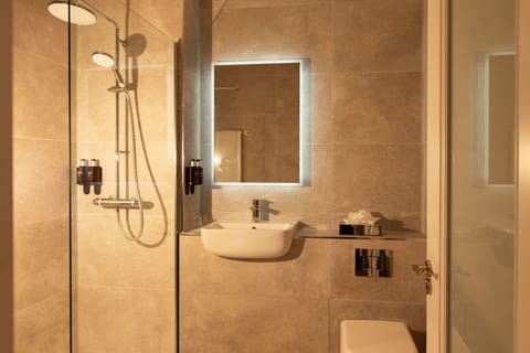 Shower, free toiletries, hair dryer, towels