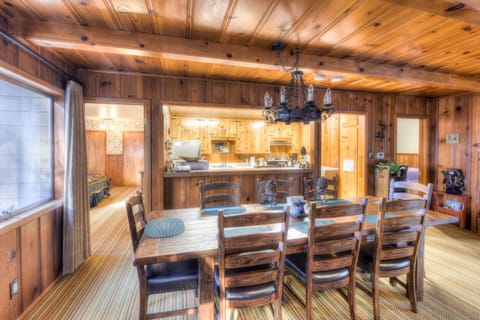 House, Multiple Beds (Zephyr Cove Cabin) | Private kitchen | Fridge, microwave, oven, stovetop