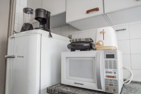  Apartamento Superior Privado, 1 quarto | Private kitchenette | Fridge, microwave, oven, cookware/dishes/utensils