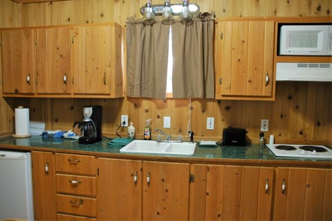 Cedar Chalet | Private kitchenette | Coffee/tea maker