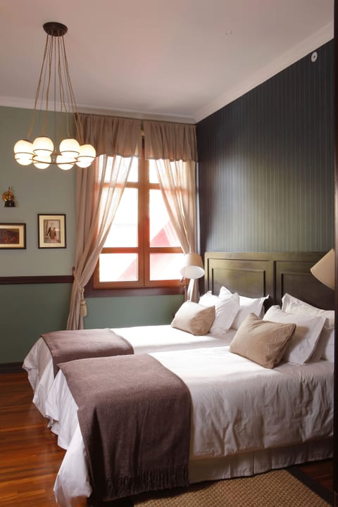 Classic Double Room | Egyptian cotton sheets, premium bedding, minibar, in-room safe