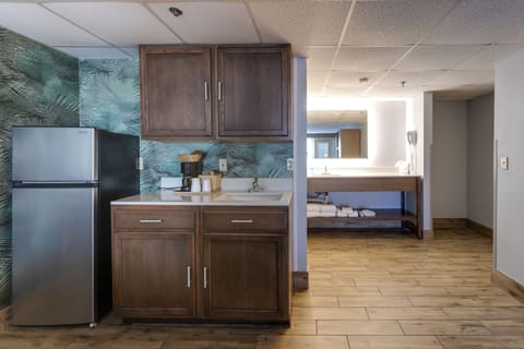 Room, 2 Queen Beds, Kitchenette | Private kitchenette | Fridge, microwave