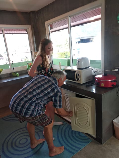 Penthouse Suite with Kitchen | Private kitchenette | Full-size fridge, microwave, electric kettle