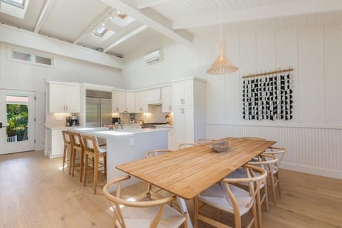 House, 3 Bedrooms | Private kitchen | Fridge, microwave, oven, dishwasher