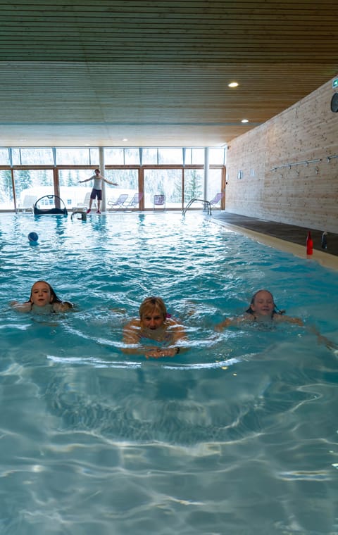 Indoor pool, sun loungers