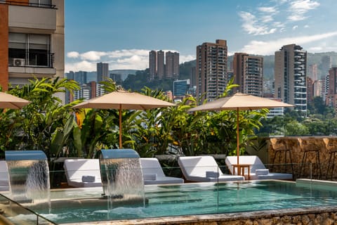 Outdoor pool, sun loungers