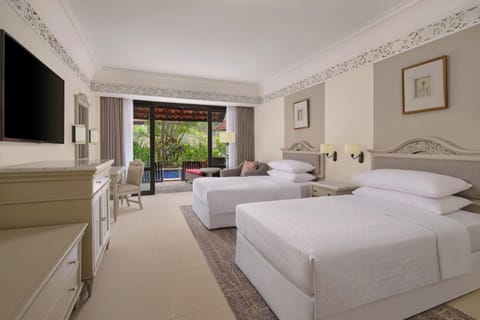 Club Room, 2 Twin Beds | Premium bedding, minibar, in-room safe, desk