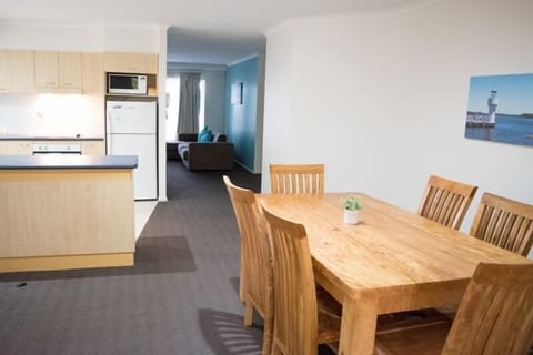 Three Bedroom Condo | In-room dining