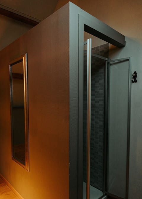 Familiekamer - 1 dubbel 160cm  | In-room safe, desk, soundproofing, free WiFi