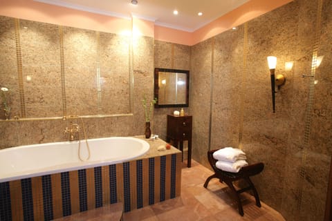 Turkish bath, sports massages, facials, massages