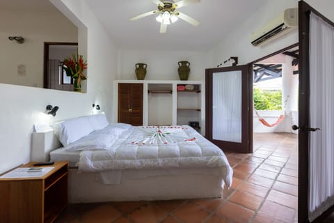 Villa Superior Doble | Iron/ironing board, free WiFi, bed sheets