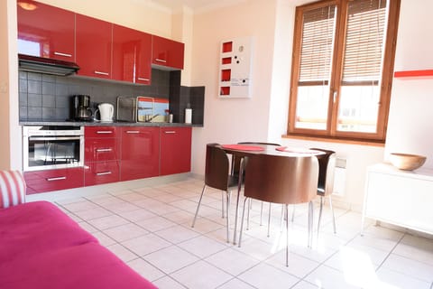 Apartment, 2 Bedrooms | Private kitchen | Fridge, microwave, coffee/tea maker, electric kettle
