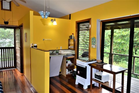 Studio, 1 Bedroom, Smoking, Balcony | Interior