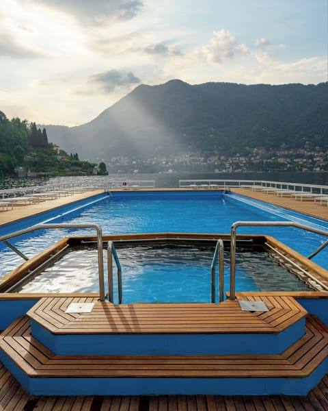 Indoor pool, outdoor pool