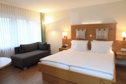 Premium bedding, minibar, in-room safe, desk