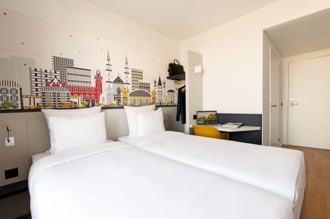 Twin Room | Premium bedding, desk, laptop workspace, soundproofing