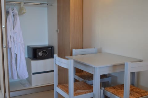 Minibar, in-room safe, desk, soundproofing