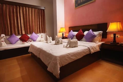 Deluxe Double Room | Minibar, rollaway beds, free WiFi