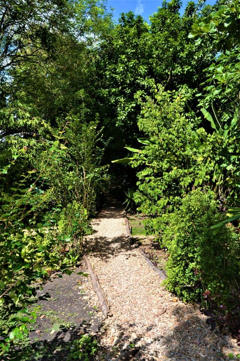 Cabin, 2 Bedrooms, Smoking, Balcony | Property grounds