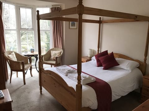 Premium Double Room, Ensuite (4 Poster with river view)