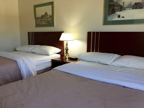 Standard Room, 2 Double Beds (Non-Smoking) | Desk, iron/ironing board, rollaway beds, free WiFi