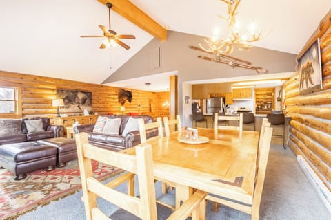 House (3 Bedrooms) | Exterior