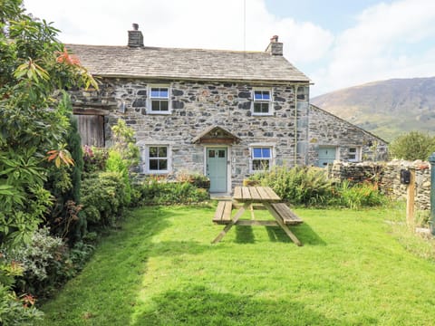 Cottage | Outdoor dining