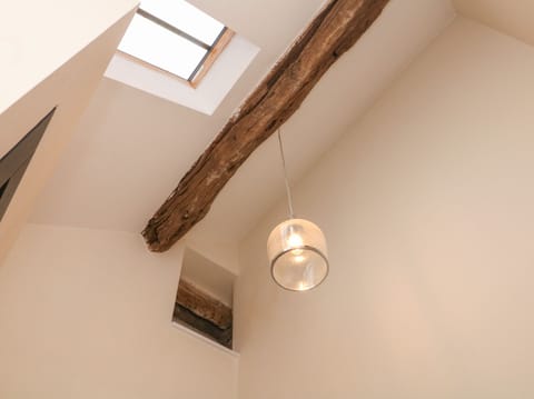 Cottage | 2 bedrooms, individually decorated, individually furnished, free WiFi