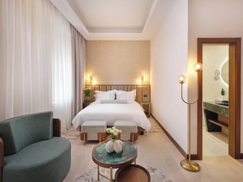 Premium bedding, minibar, in-room safe, desk