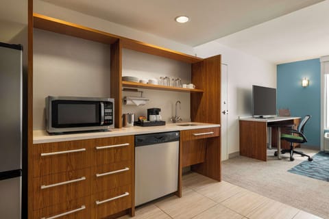 Suite, 1 Queen Bed | Private kitchen | Full-size fridge, microwave, dishwasher, coffee/tea maker